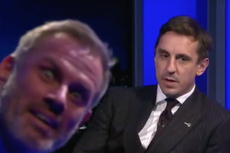 La burla de Jamie Carragher a Gary Neville por culpa de Pogba