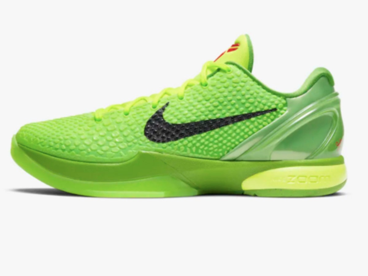 Descanso Diagnosticar Animado Nike Kobe 6 “Grinch” aumenta sus ventas en línea tras regalo de Vanessa  Bryant a Kim Kardashian | Independent Español