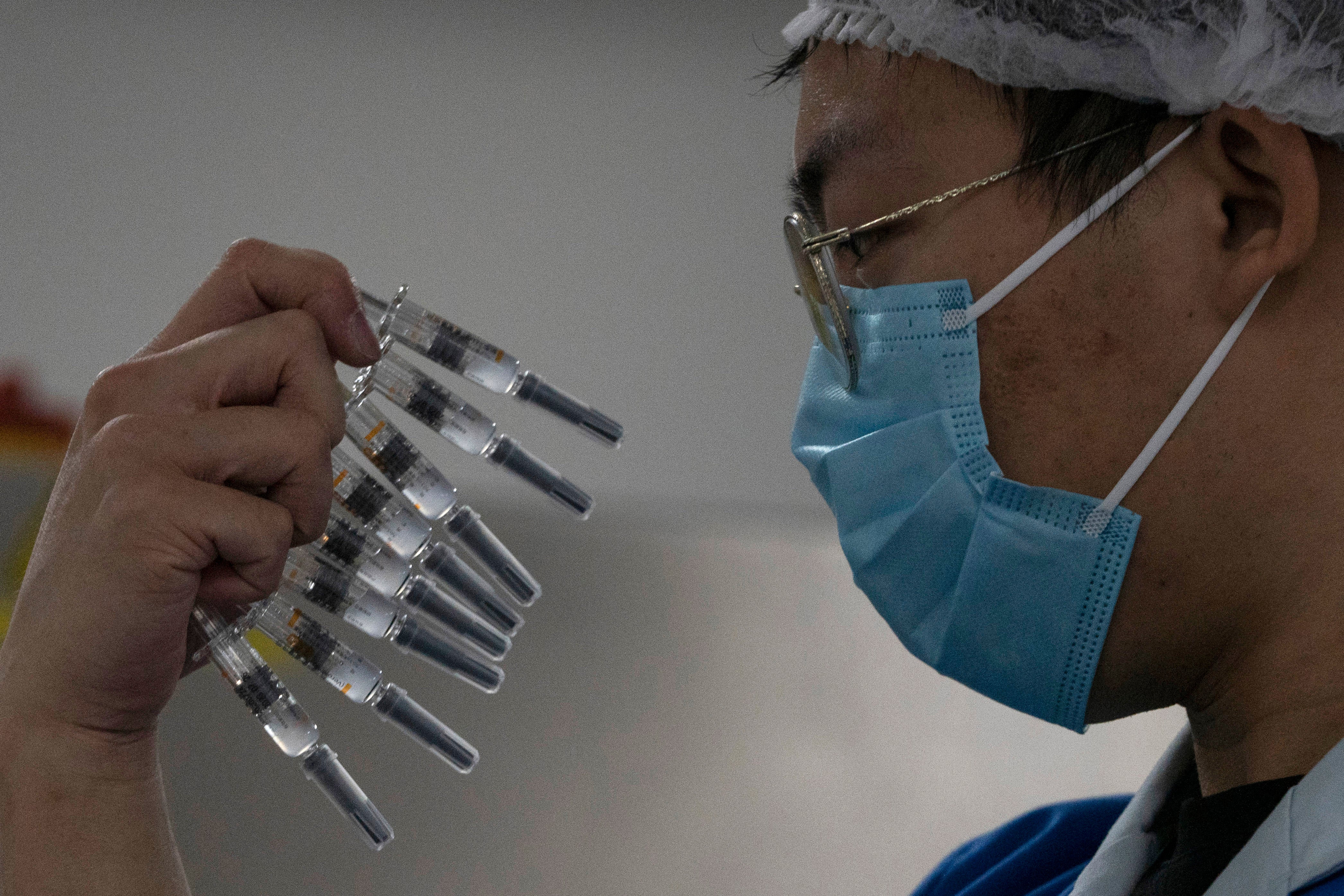 Para los países que aún no se han asegurado una vacuna, China podría ser la única solución.