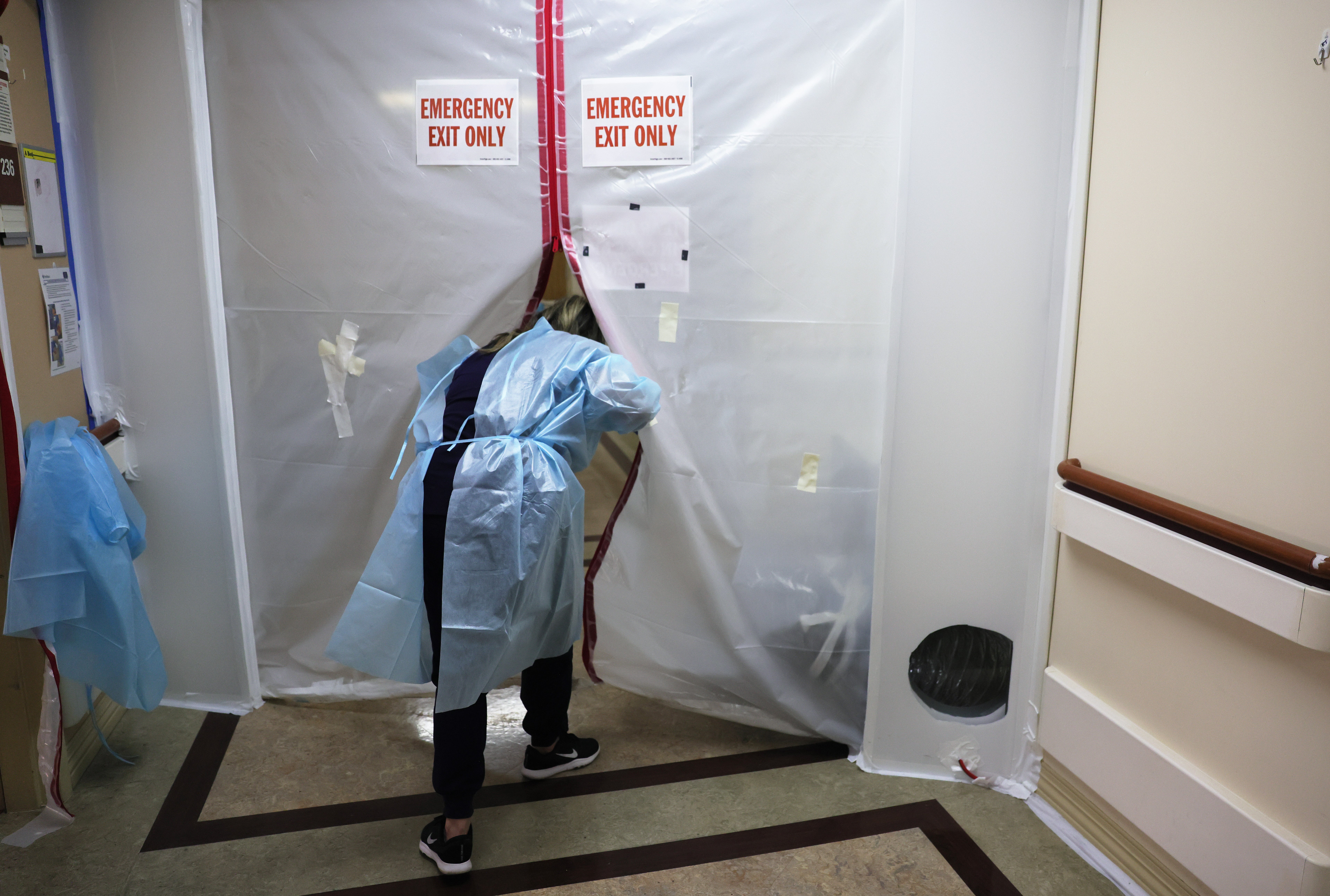 Uno de cada mil estadounidenses ha muerto a causa de COVID-19