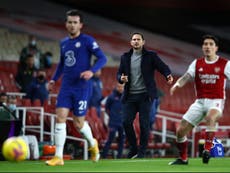 Frank Lampard carga contra sus jugadores tras derrota ante el Arsenal