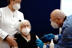 Empleados alemanes recibieron cinco veces la dosis de la vacuna Covid