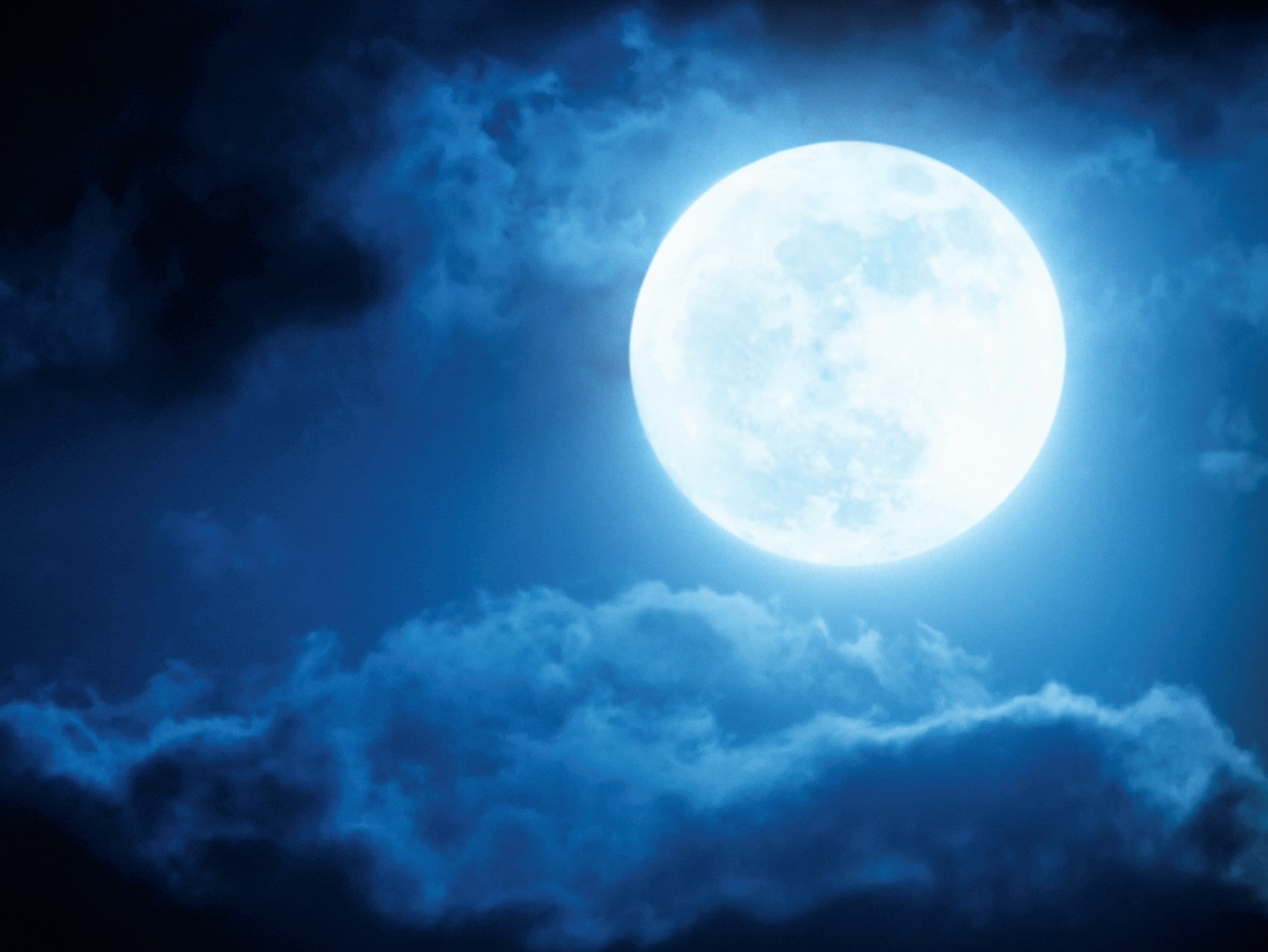 Se conoce como Luna Fría debido a que ocurre durante el invierno en el hemisferio norte