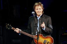 Paul McCartney explica cómo un árbol especial lo ayuda a recordar a George Harrison: ‘Ha entrado en ese árbol por mí’