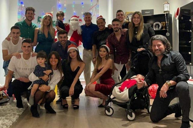 <p>Lo Celso compartió la imagen de la polémica reunión en su cuenta de Instagram</p>