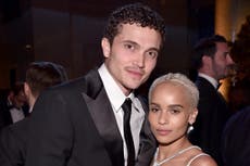 Zoë Kravitz solicita el divorcio a Karl Glusman tras 18 meses de matrimonio