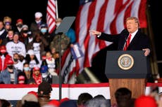 Trump repite teorías de conspiración en Georgia previo a elecciones