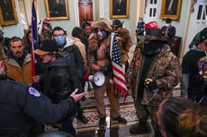 Alborotadores armados pro-Trump irrumpen en el Capitolio de EE.UU.