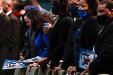 Investigan videos policiales en Ohio por asesinato de hombre negro