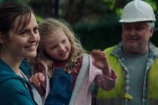 Reseña: “Herself” un drama sobre abuso y resiliencia