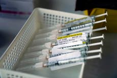 Biden lanzará todas las dosis de la vacuna Covid para su aplicación
