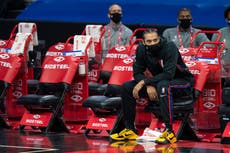 Nuggets de Denver derrotan sin problemas a los 76ers