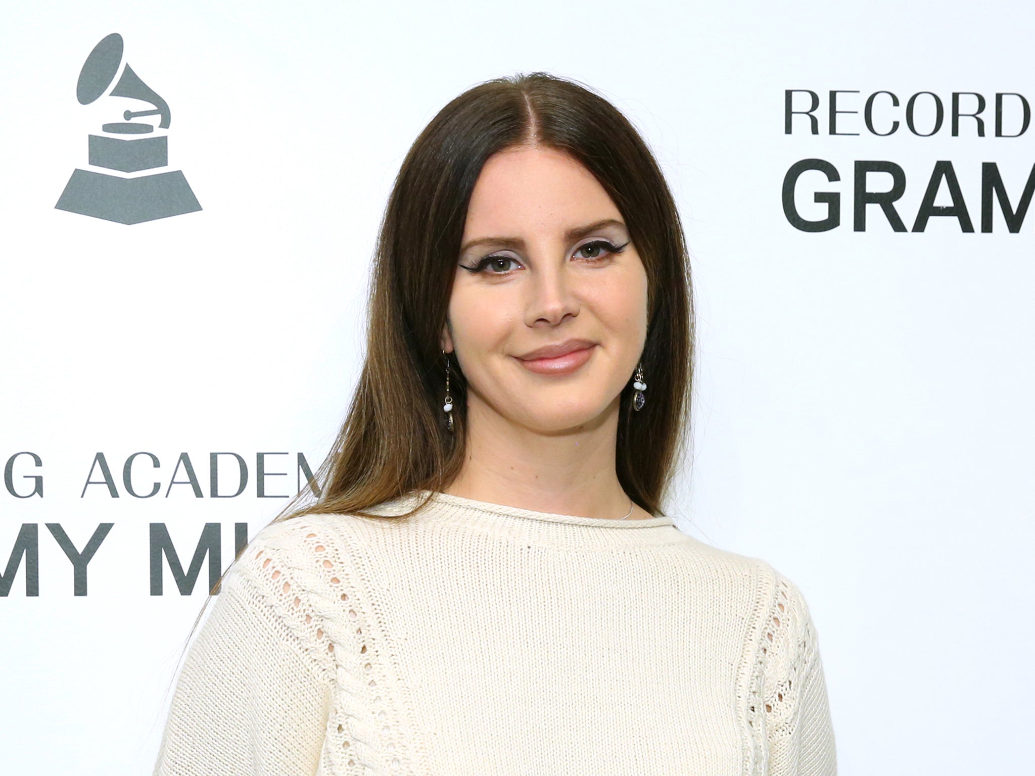 Lana Del Rey en un evento Grammy en 2019