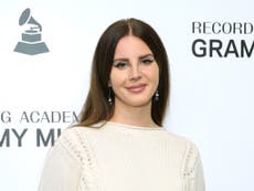 Lana Del Rey aclara comentarios sobre Trump, acusa a los medios de publicar sus palabras ‘fuera de contexto’