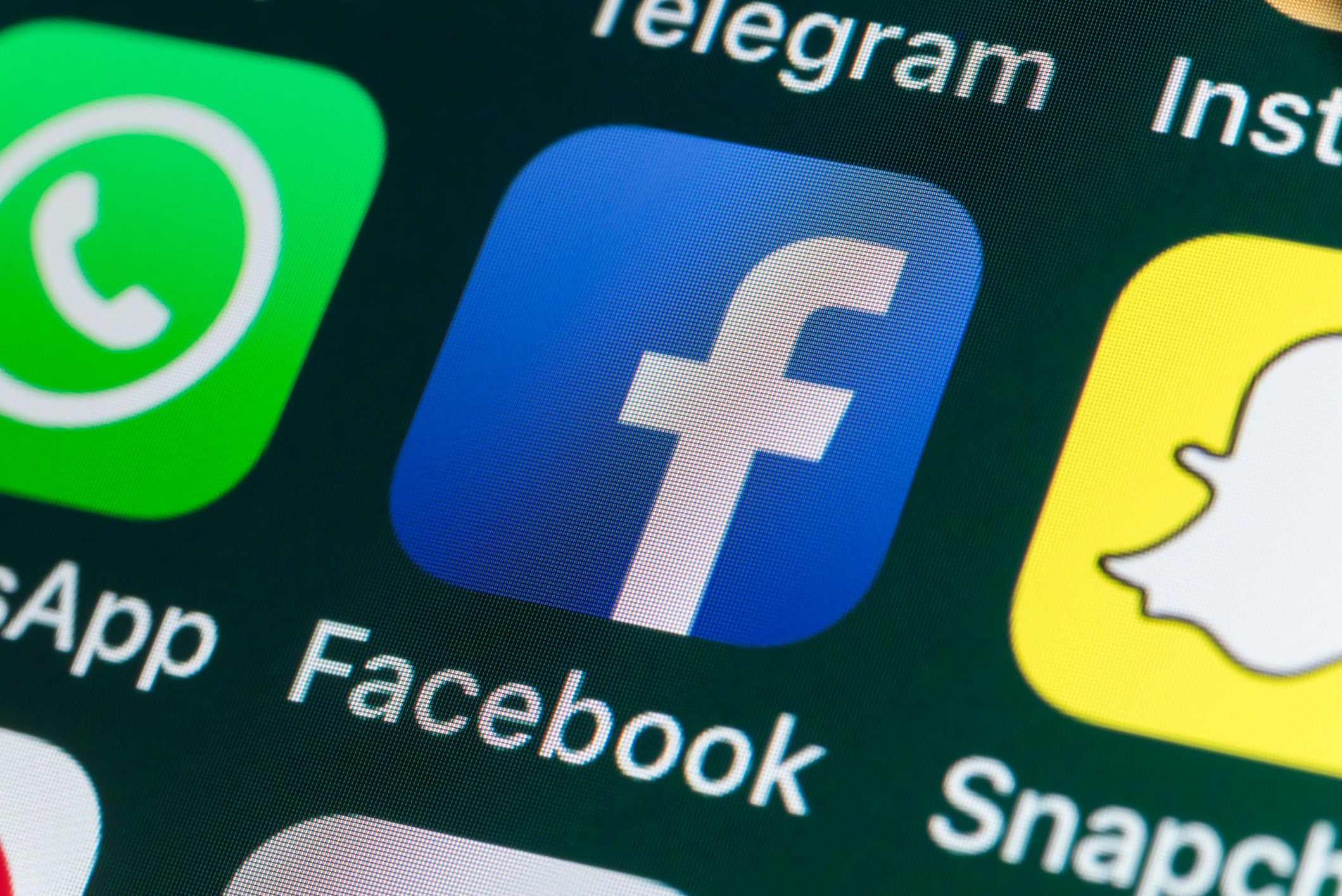 Facebook elimina de su plataforma el eslogan de Trump “Paren el Robo”