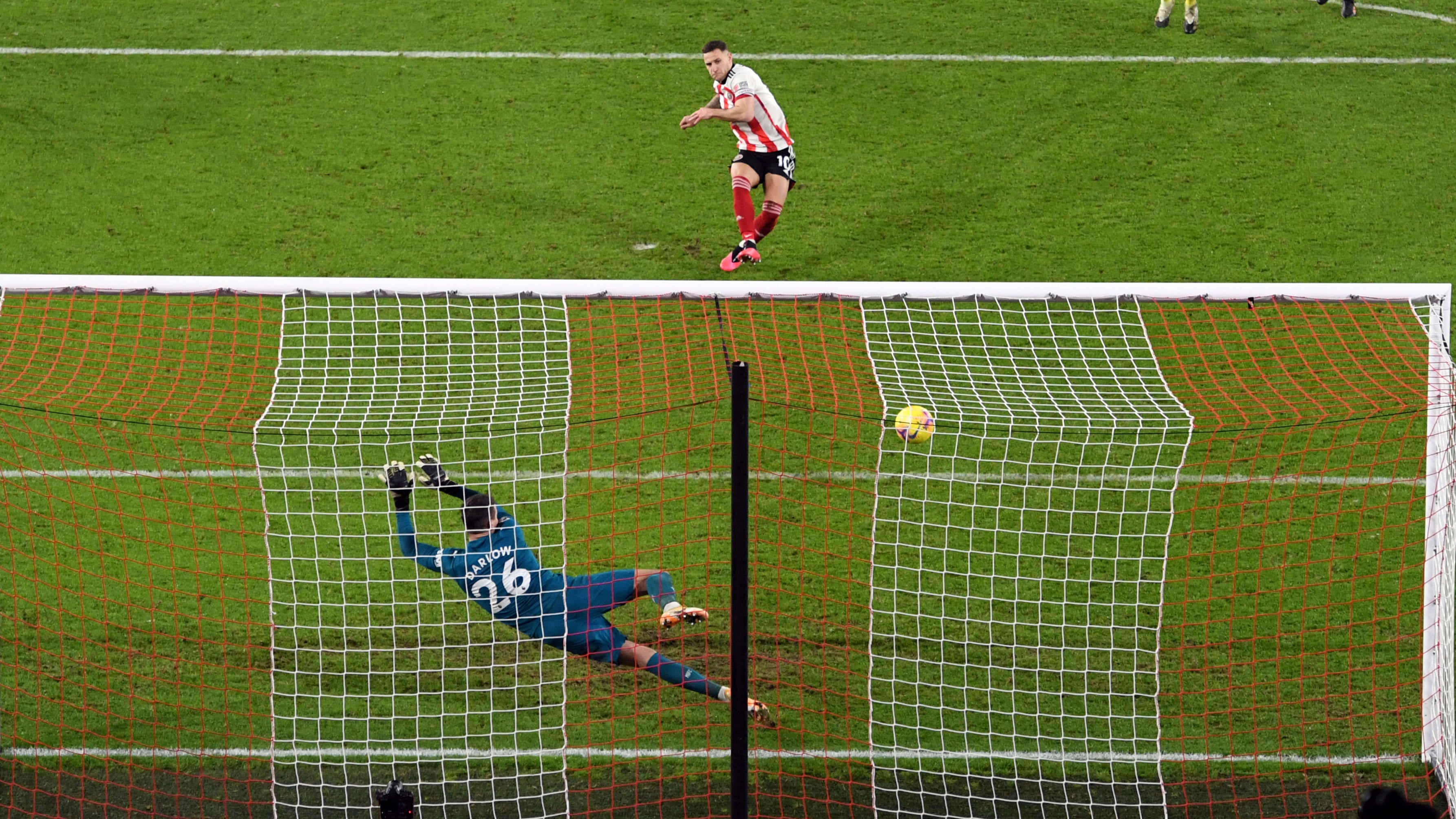 Sheffield United por fin gana en la Premier League
