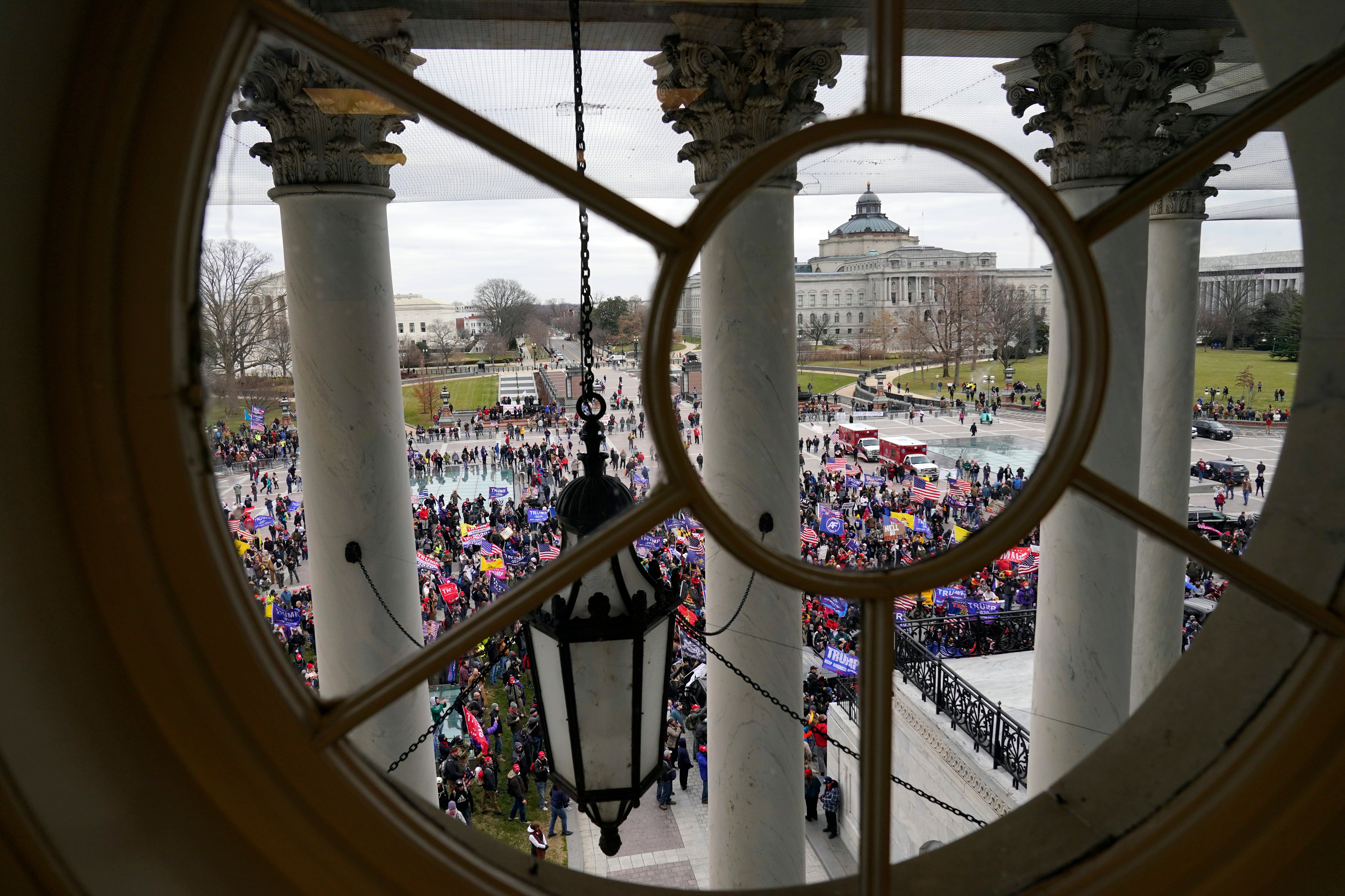 CNN tuvo la audiencia mas grande de su historia durante los disturbios en el Capitolio