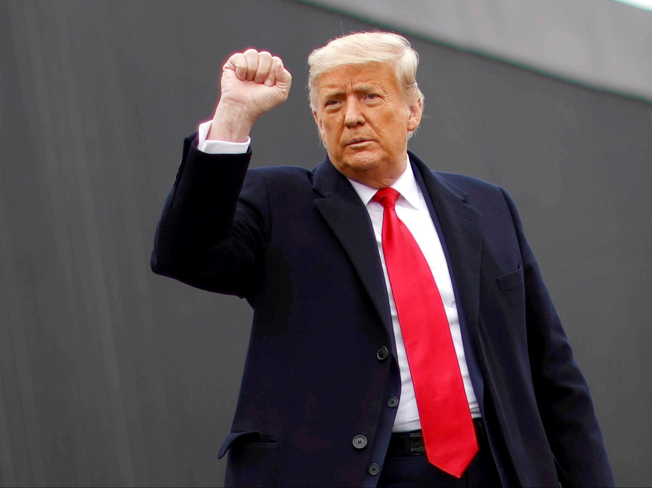 Trump rumbo a su segundo Juicio Político al iniciar el debate 