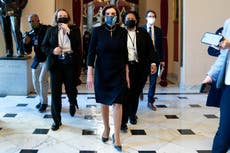 Pelosi invoca a Lincoln, JFK y la Biblia para acusar a Trump