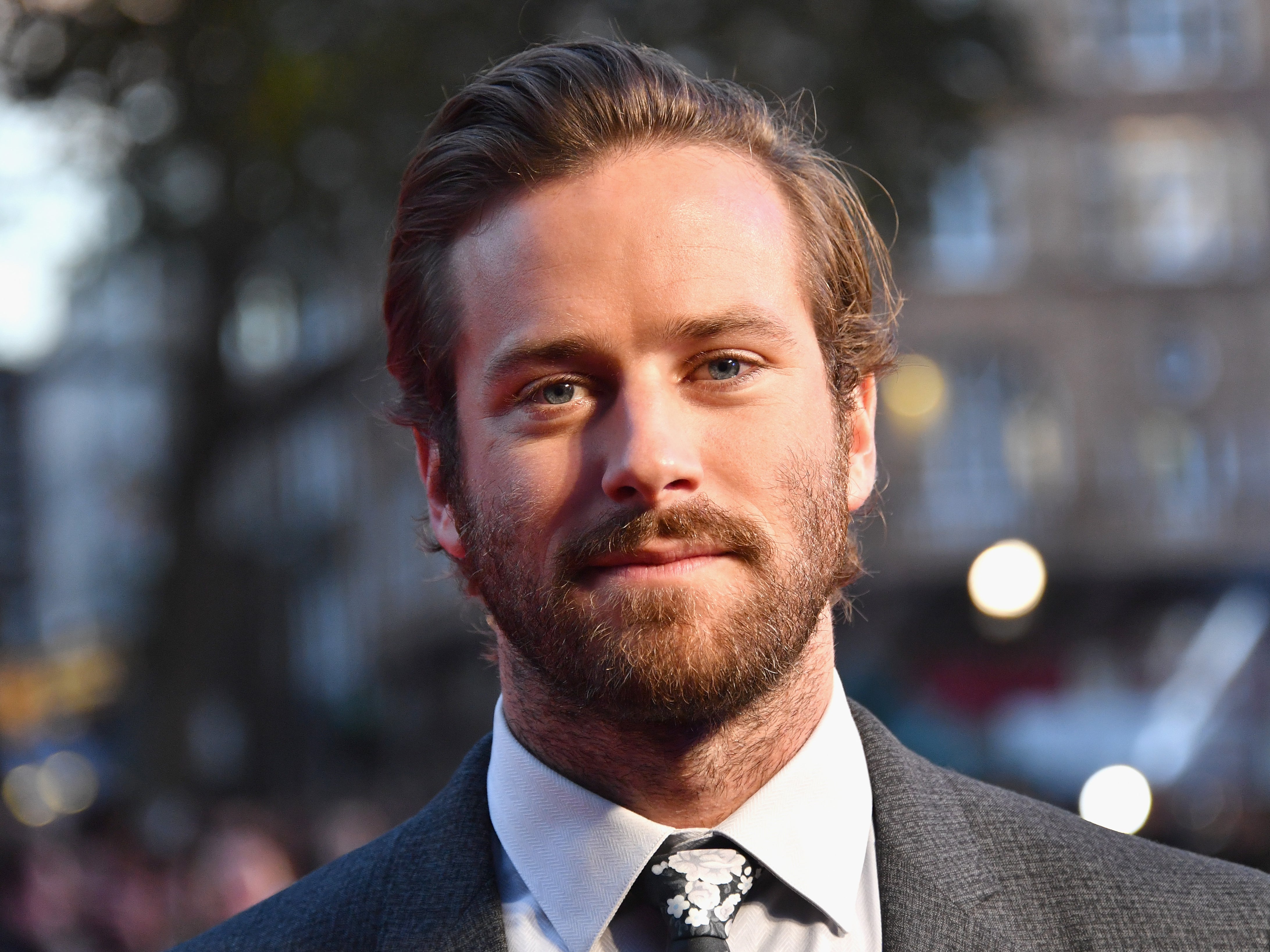 Armie Hammer explota contra “viciosos ataques ” y abandona proyecto