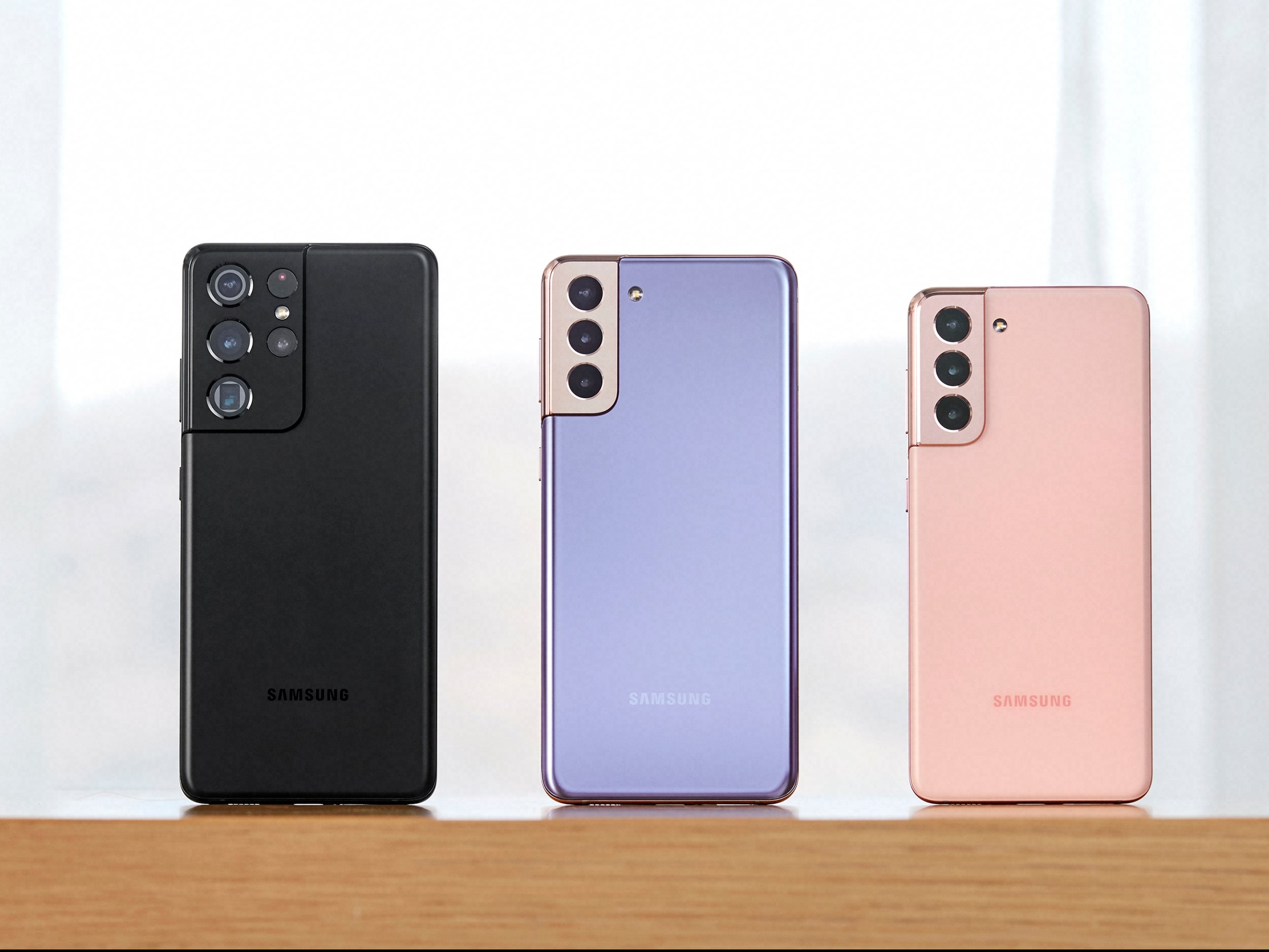 Los tres teléfonos de la nueva línea S21 de Samsung