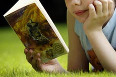 Los libros infantiles siguen dominados por personajes de sexo masculino, según un estudio