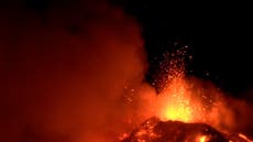 Alertan sobre la erupción del Monte Etna, el volcán más activo de Europa 