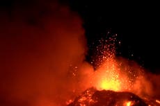 Alertan sobre la erupción del Monte Etna, el volcán más activo de Europa