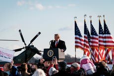 Mínima multitud despide a Trump en su discurso final