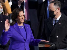 Kamala Harris jura como la primera vicepresidenta de Estados Unidos