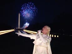 Katy Perry cierra la inauguración con show de fuegos artificiales