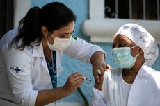 Brasil espera cargamento de vacunas procedentes de India