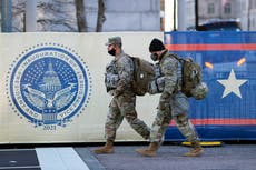 AOC ofrece a la Guardia Nacional su oficina para dormir