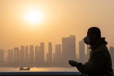 Un año después de Wuhan, el mundo sigue en crisis por COVID