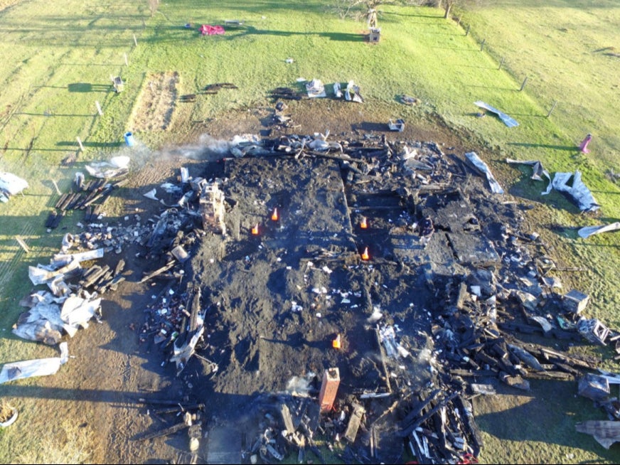 Madre asesina a disparos a sus cinco hijos y después se suicida