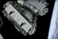 Elon Musk lanza láseres al espacio durante la última misión “Starlink”