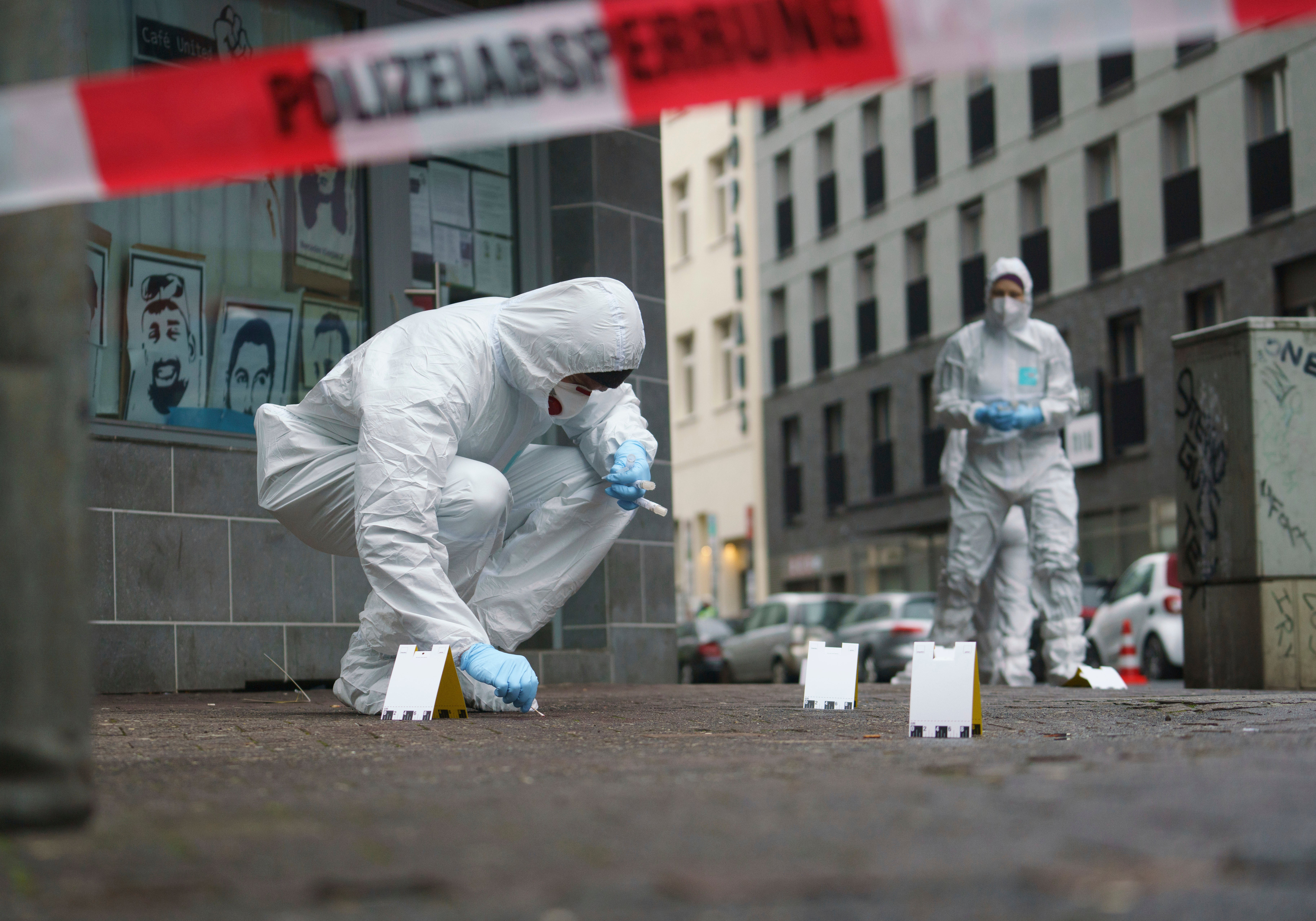 Policía alemana: hombre ataca a personas con cuchillo en Frankfurt