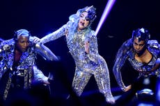 Lady Gaga responde a video de australianos bailando tras relajamiento de restricciones en Melbourne: “Adiós al covid, hola al baile”