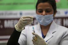 India vacuna a 2 millones de trabajadores sanitarios