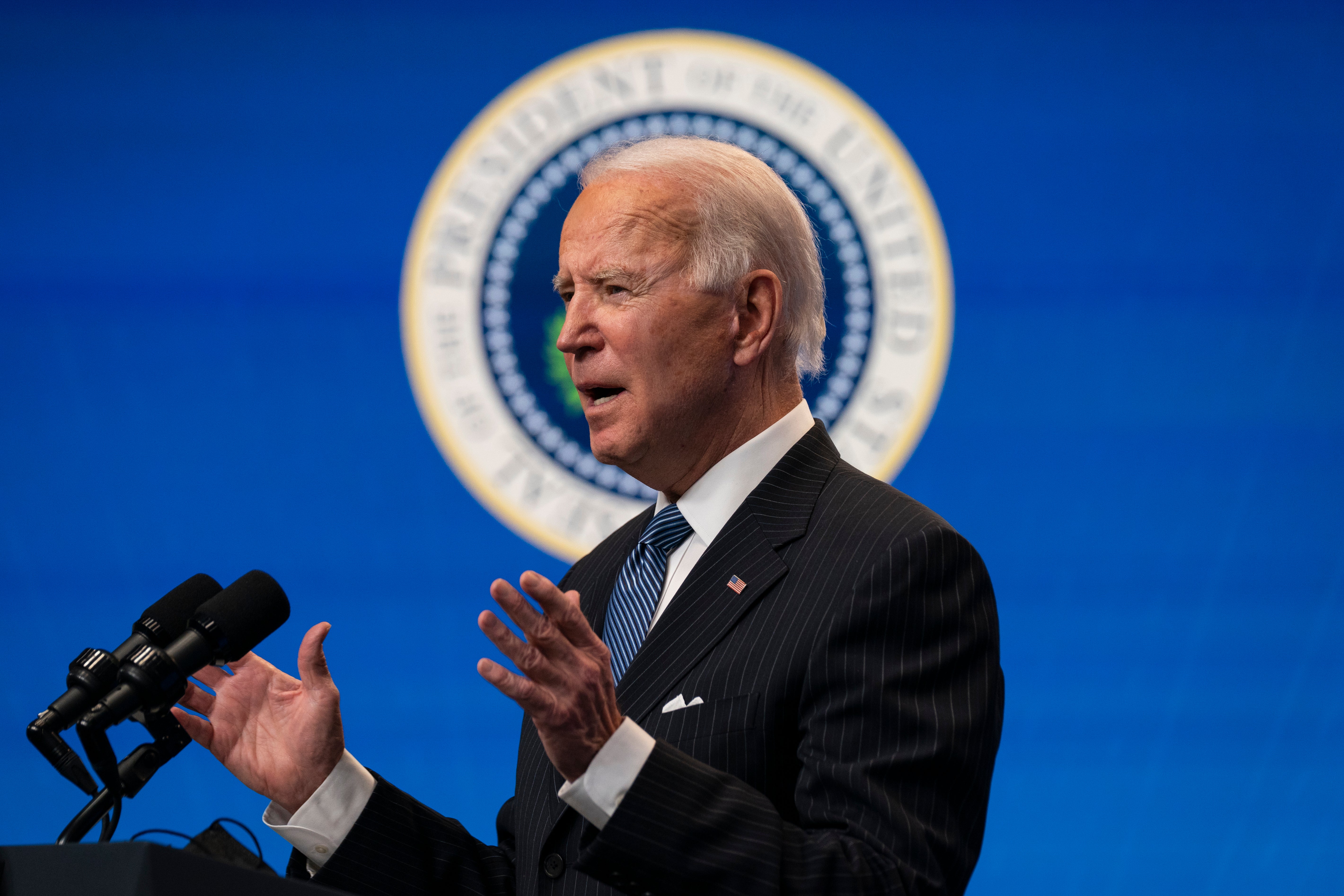 Biden detendría ventas de petróleo y gas en tierras públicas