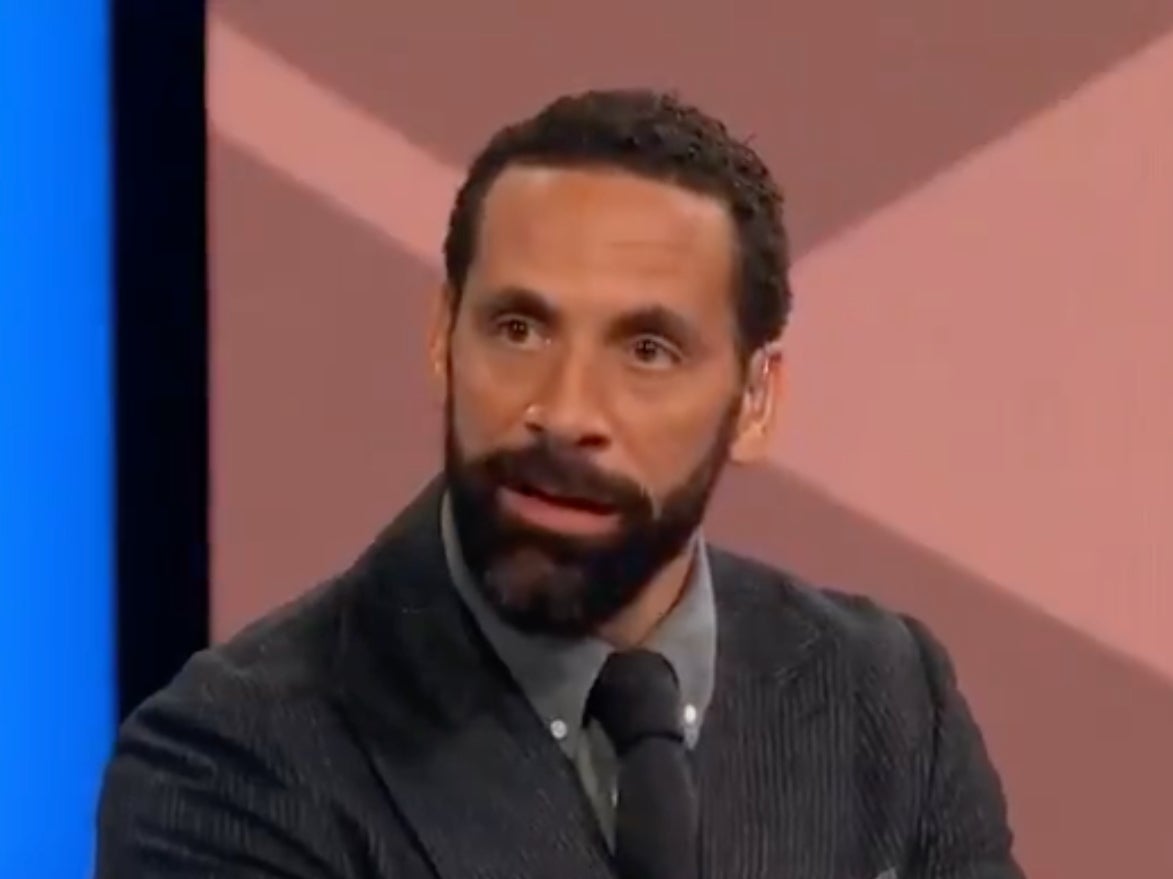 Rio Ferdinand explota tras la caída del Man United ante Sheffield