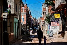 Argentina impone un nuevo impuesto a los ricos para pagar la ayuda económica por la pandemia de COVID-19