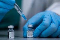 COVID: Israel dará vacunas contra el coronavirus a los palestinos