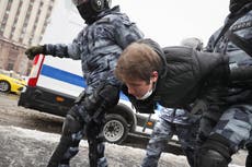 Detienen a más de 2.000 partidarios de Navalny en protestas en Rusia