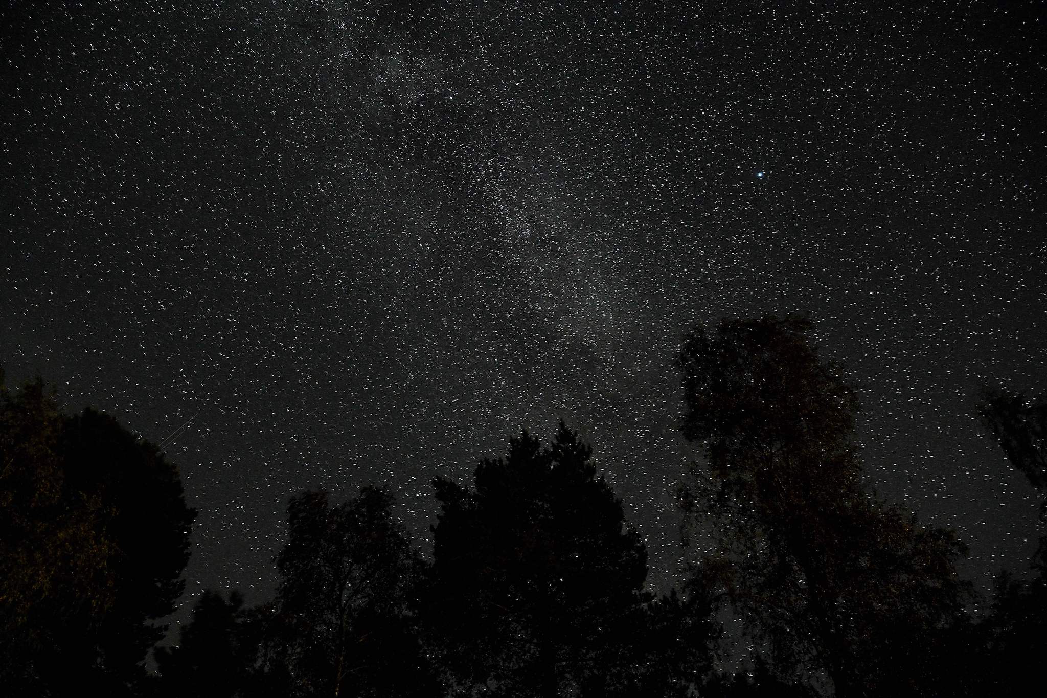 Hallan gran “halo” de materia oscura alrededor de la galaxia