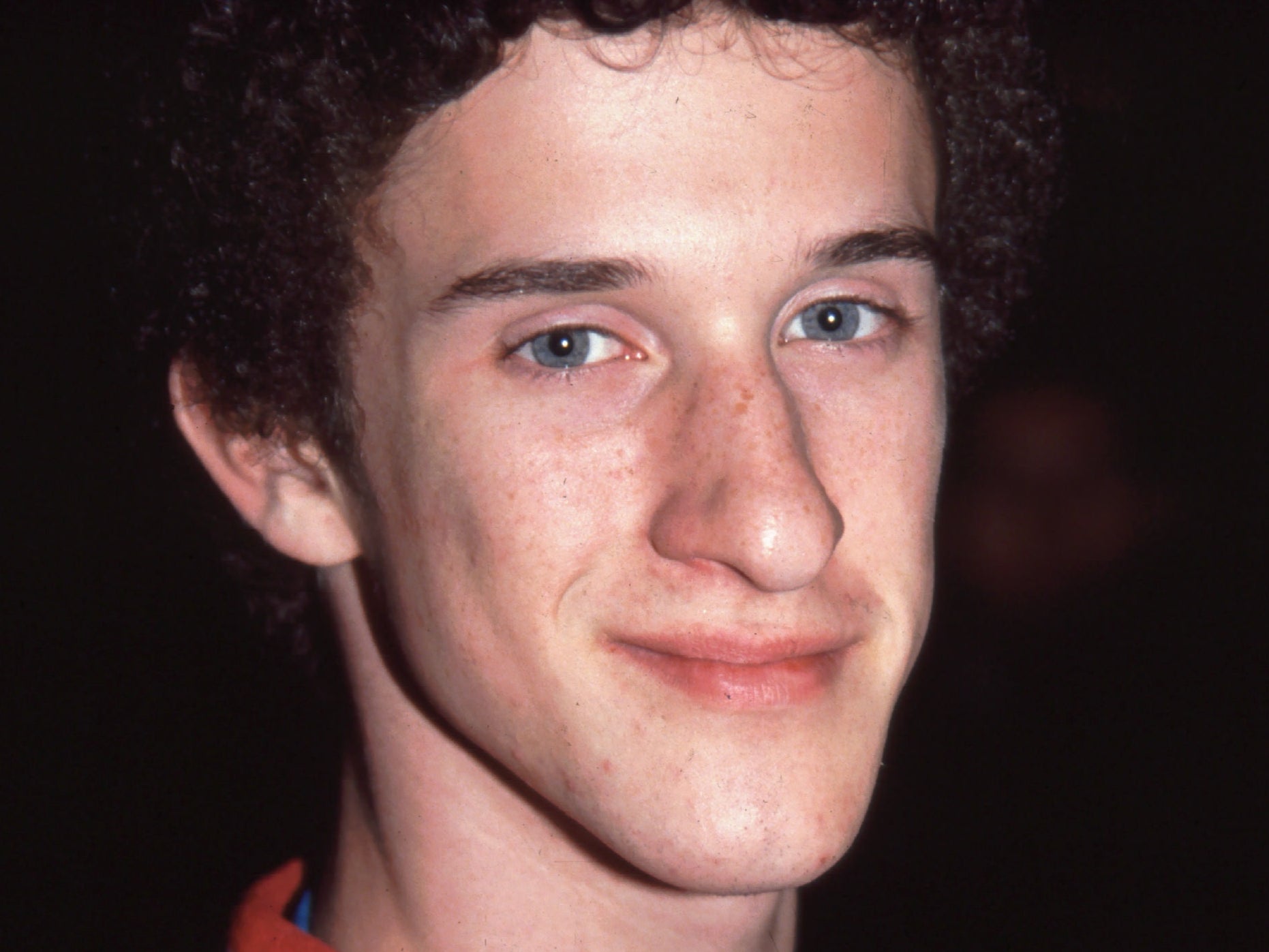 Muere Dustin Diamond, estrella del programa Saved by the Bell