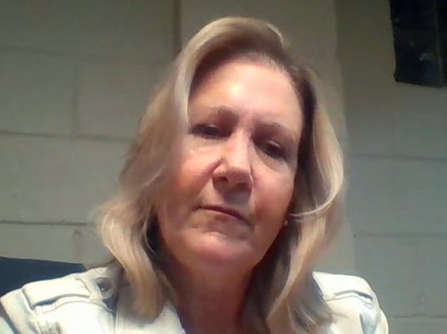 Ex simpatizante de QAnon revela por qué dejó el movimiento