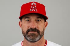 MLB: Mickey Callaway, exmánager de los Mets, acusado de acoso sexual
