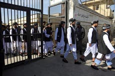 Denuncian torturas en prisiones de Afganistán