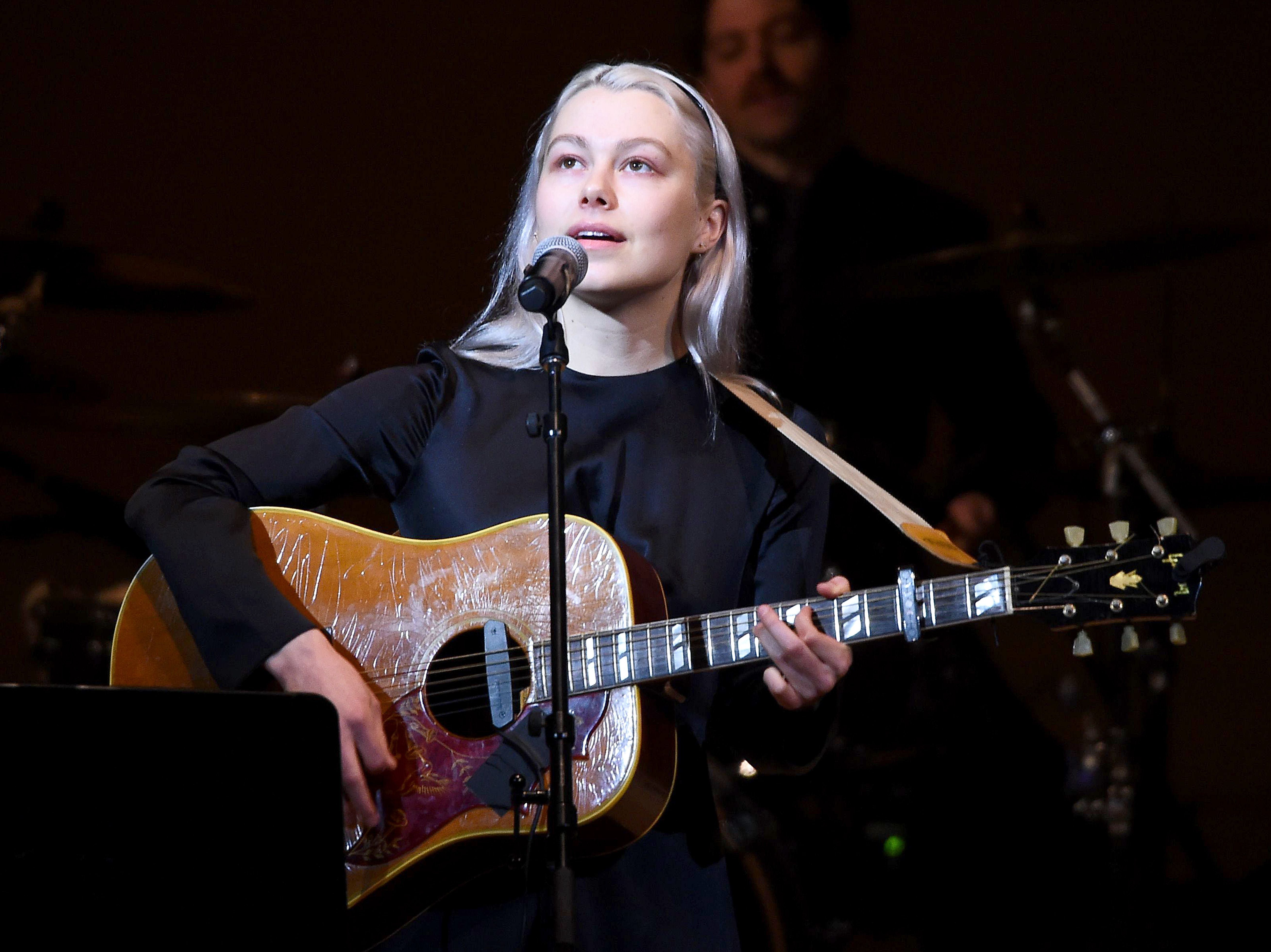 Phoebe Bridgers habla tras las denuncias de abuso de Marilyn Manson 